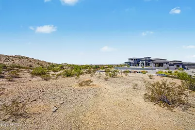 17691 W Estes Way #29, Goodyear, AZ 85338 - Photo 4