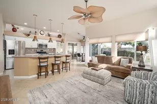 14227 W Circle Ridge Dr, Sun City West, AZ 85375 - Photo 2