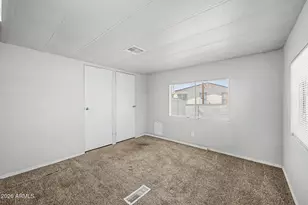 10401 N Cave Creek Rd, Phoenix, AZ 85020 - Photo 16