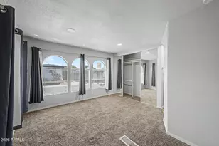 10401 N Cave Creek Rd, Phoenix, AZ 85020 - Photo 12