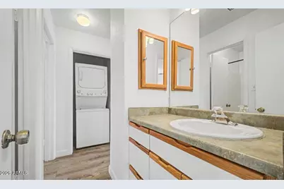 7040 W Olive Avenue #40, Peoria, AZ 85345 - Photo 18