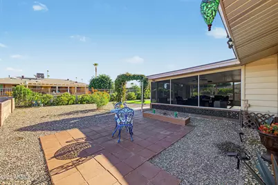 10947 W Meade Drive, Sun City, AZ 85351 - Photo 32