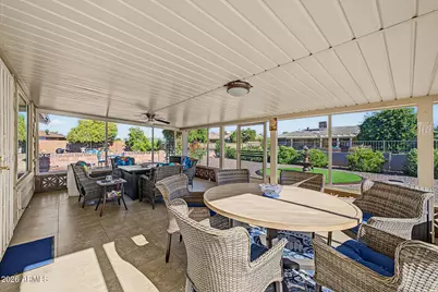 10947 W Meade Drive, Sun City, AZ 85351 - Photo 28