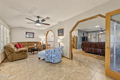 10947 W Meade Drive, Sun City, AZ 85351 - Photo 10