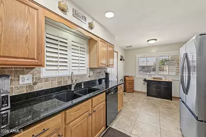 10947 W Meade Drive, Sun City, AZ 85351 - Photo 18