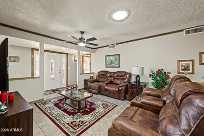 10947 W Meade Drive, Sun City, AZ 85351 - Photo 12