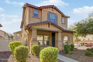 929 S Deerfield Ln, Gilbert, AZ 85296 - Photo 2