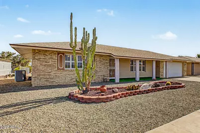 9213 W Long Hills Drive, Sun City, AZ 85351 - Photo 2