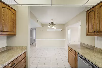 9213 W Long Hills Drive, Sun City, AZ 85351 - Photo 8