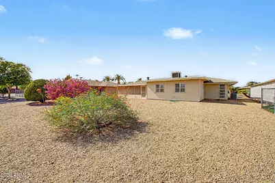 9213 W Long Hills Drive, Sun City, AZ 85351 - Photo 24