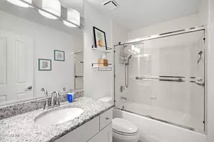 5104 N 32nd St, Phoenix, AZ 85018 - Photo 32