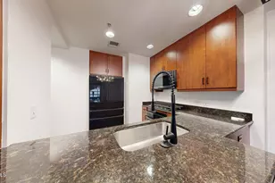 7157 E Rancho Vista Dr, Scottsdale, AZ 85251 - Photo 4