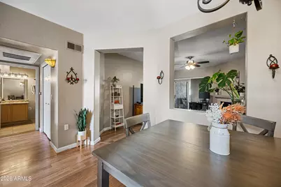 10401 N 52nd St -- #126, Paradise Valley, AZ 85253 - Photo 8