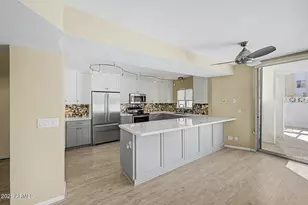 6502 N Central Ave, Phoenix, AZ 85012 - Photo 12