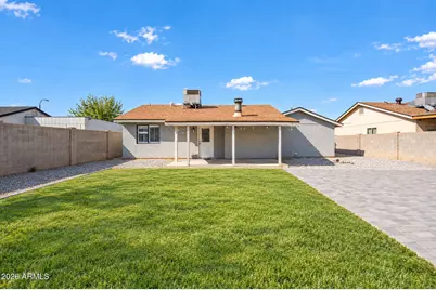 7139 W Earll Drive, Phoenix, AZ 85033 - Photo 32