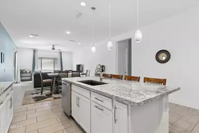17429 W Surrey Drive, Surprise, AZ 85388 - Photo 10