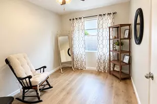 1831 E Hubbell St, Phoenix, AZ 85006 - Photo 8