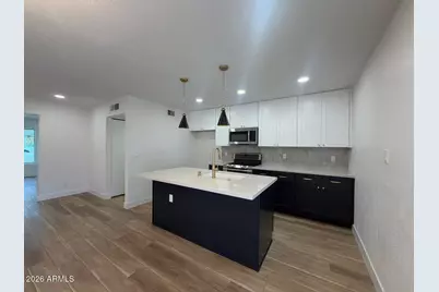 3529 W Stella Lane, Phoenix, AZ 85019 - Photo 10