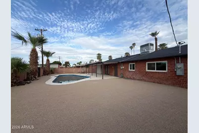 3529 W Stella Lane, Phoenix, AZ 85019 - Photo 8