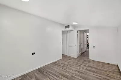 5613 S 27th Place, Phoenix, AZ 85040 - Photo 32