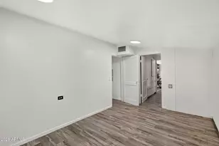 5613 S 27th Pl, Phoenix, AZ 85040 - Photo 32