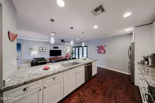 410 W Flower St, Phoenix, AZ 85013 - Photo 12