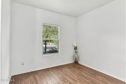 18543 W Mission Lane, Waddell, AZ 85355 - Photo 10