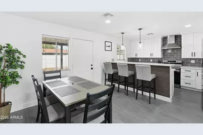 8240 E Monterosa Street, Scottsdale, AZ 85251 - Photo 2