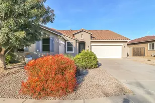 1866 E Ravenswood Dr, Gilbert, AZ 85298 - Photo 4