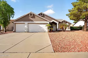 7834 W Hearn Rd, Peoria, AZ 85381 - Photo 2