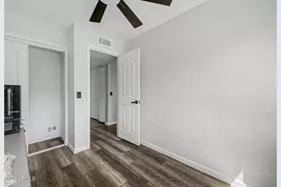4009 W Misty Willow Lane, Glendale, AZ 85310 - Photo 24