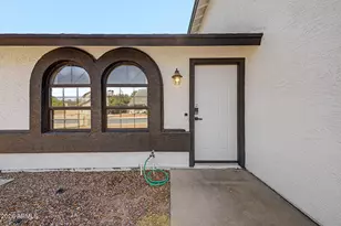 4009 W Misty Willow Ln, Glendale, AZ 85310 - Photo 4