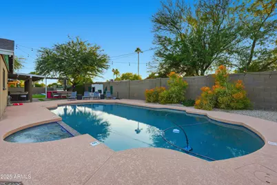 8526 E Whitton Avenue, Scottsdale, AZ 85251 - Photo 48