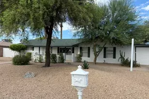 3034 N 34th Pl, Phoenix, AZ 85018 - Photo 4