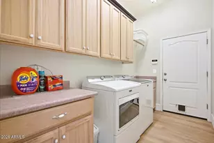 176 S Equestrian Ct, Gilbert, AZ 85296 - Photo 50