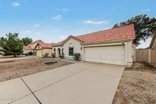 1319 E Mineral Rd, Gilbert, AZ 85234 - Photo 4