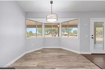 832 N 98th Street, Mesa, AZ 85207 - Photo 8