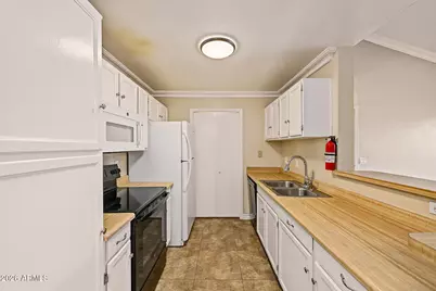 623 W Guadalupe Road #229, Mesa, AZ 85210 - Photo 10