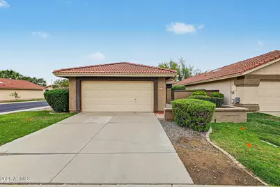 924 W Sunward Drive, Gilbert, AZ 85233 - Photo 1