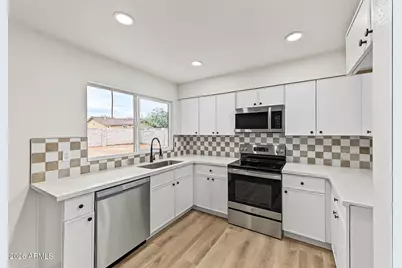 7034 W Palo Verde Avenue, Peoria, AZ 85345 - Photo 8