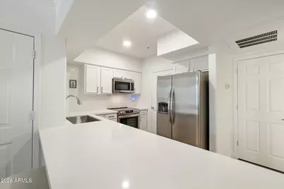 15095 N Thompson Peak Parkway #2027, Scottsdale, AZ 85260 - Photo 10