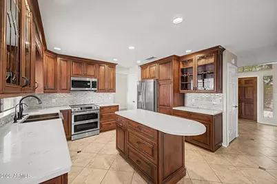 3922 E Goldfinch Gate Lane, Phoenix, AZ 85044 - Photo 18