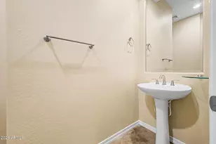 6587 S Martingale Rd, Gilbert, AZ 85298 - Photo 22