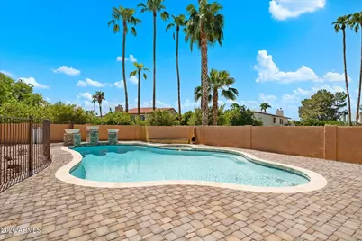 6235 E Paradise Lane, Scottsdale, AZ 85254 - Photo 2