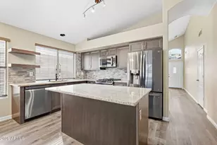 702 E Kyle Dr, Gilbert, AZ 85296 - Photo 2