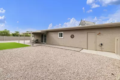 25843 S New Town Drive, Sun Lakes, AZ 85248 - Photo 32