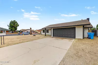 14216 N 39th Drive, Phoenix, AZ 85053 - Photo 2