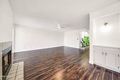 8302 N 21st Drive #L201, Phoenix, AZ 85021 - Photo 20