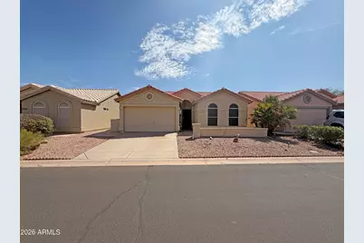 6877 S Oakmont Drive, Chandler, AZ 85249 - Photo 1