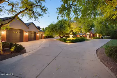 7060 W Surrey Avenue, Peoria, AZ 85381 - Photo 4